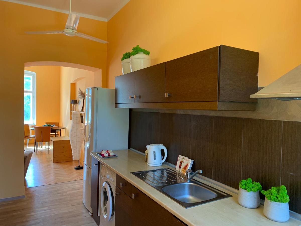 Residence Bella Vista كارلوفي فاري المظهر الخارجي الصورة